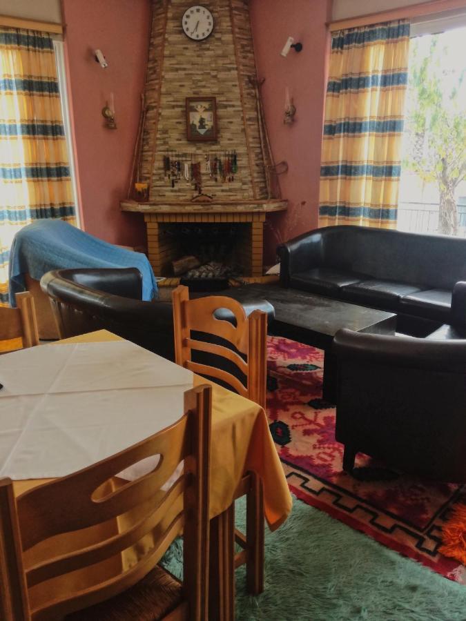 Loutra  Ξενοδοχείο "Ηραία" מראה חיצוני תמונה